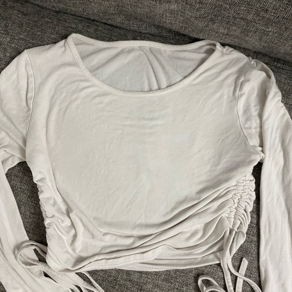 Forever 21 White Ruched Crop Blouse